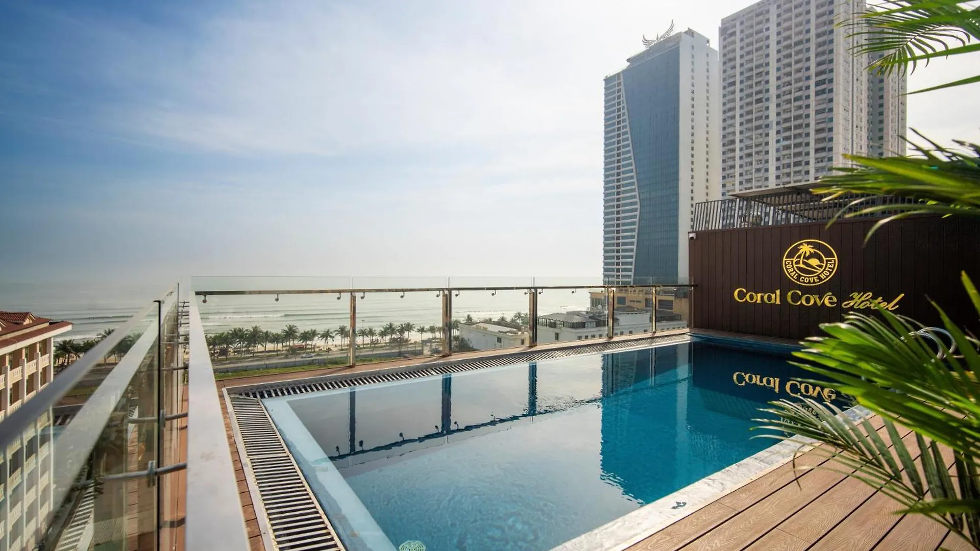 Coral Cove Hotel Da Nang