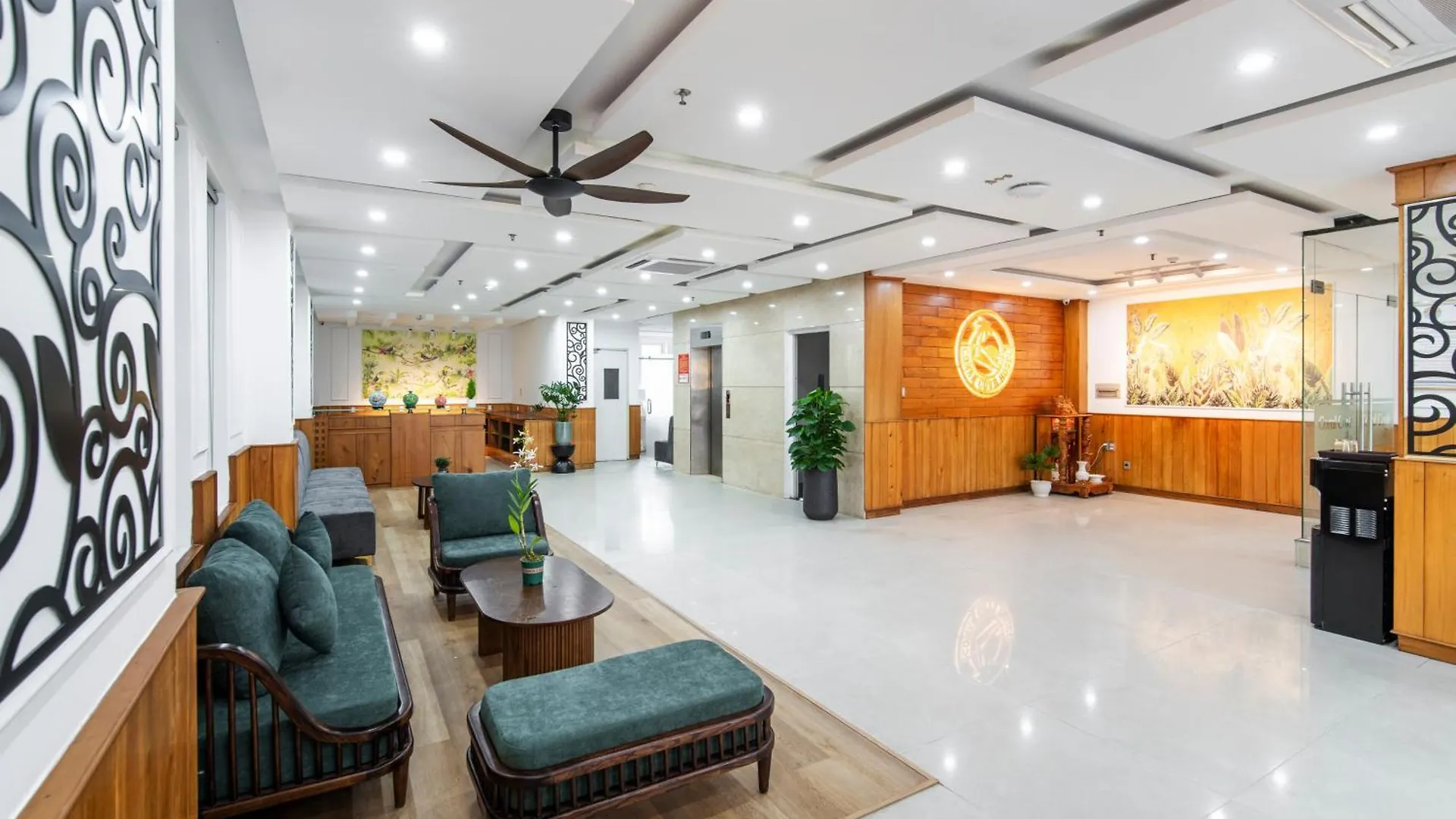 Coral Cove Hotel Da Nang