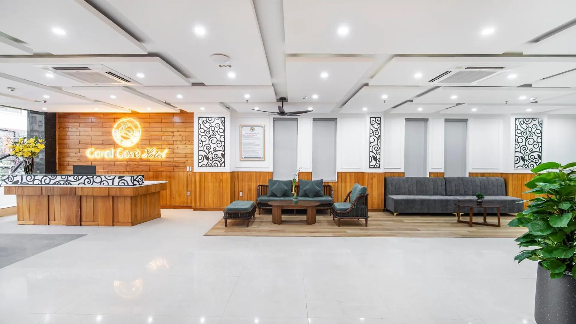 Coral Cove Hotel Da Nang