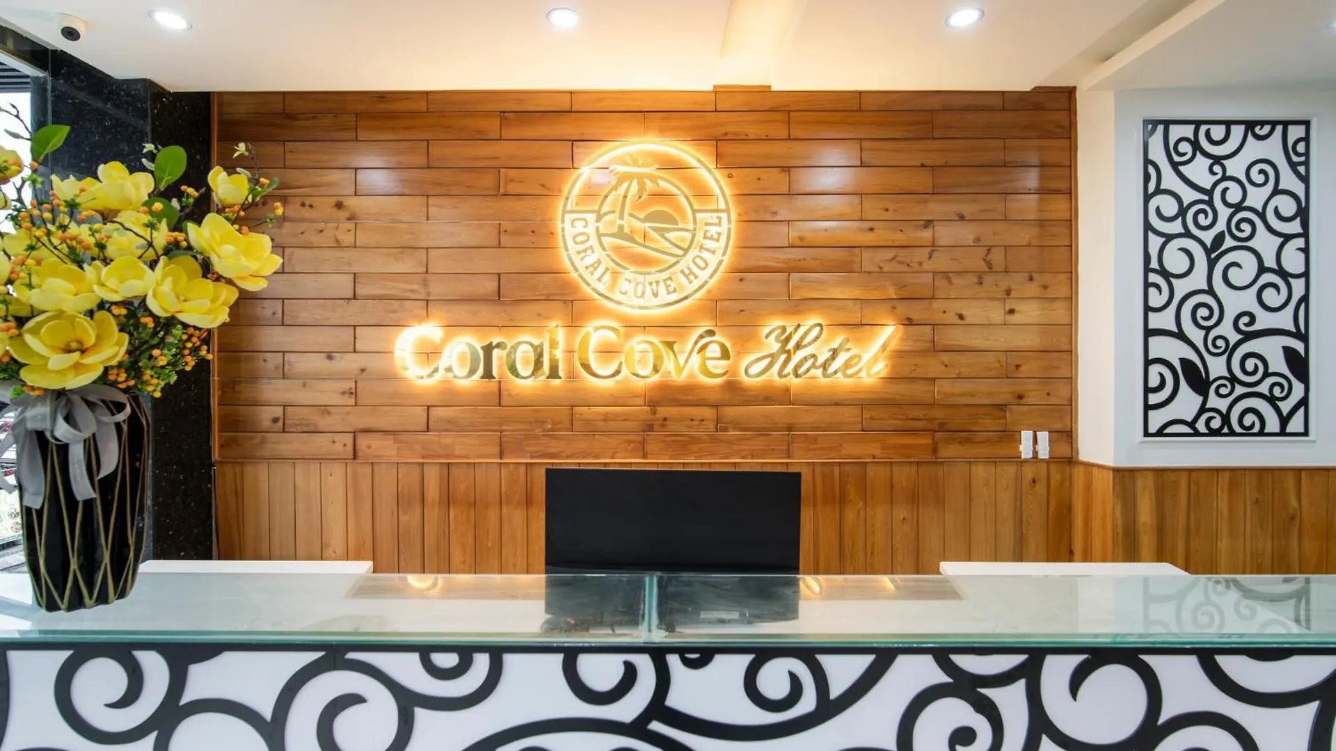 Coral Cove Hotel Da Nang