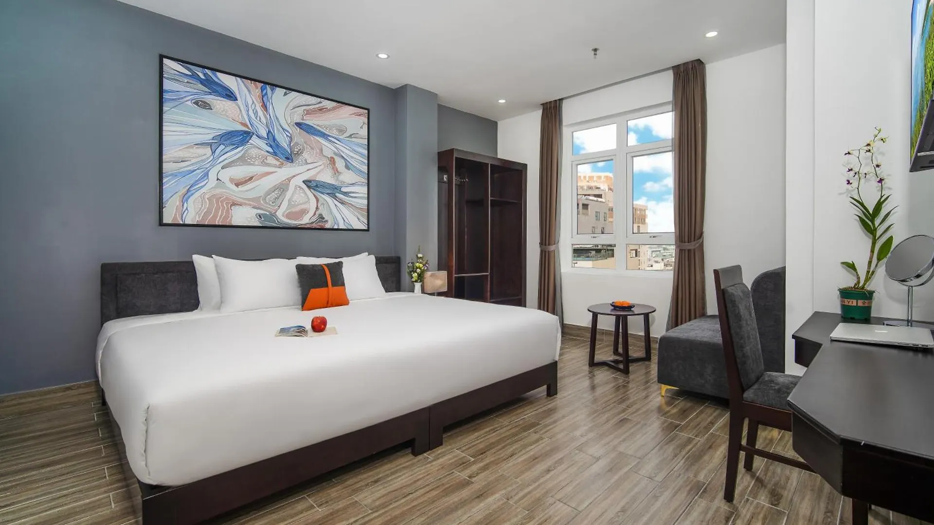 Coral Cove Hotel Da Nang 4*,