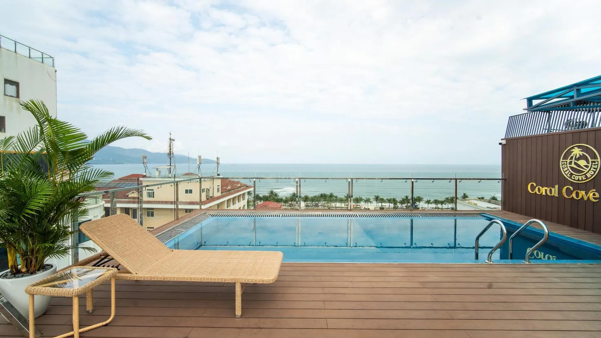 Coral Cove Hotel Da Nang